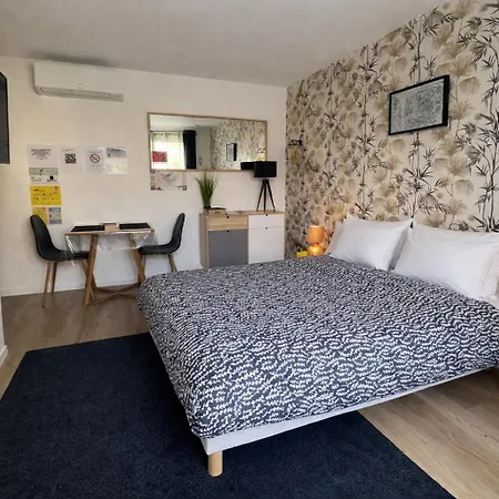 Apartament Urbaine Calme & Terrasse Privee