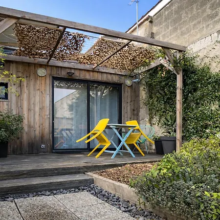 Appartement Cabane Urbaine Calme & Terrasse Privee *