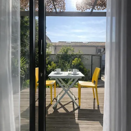 Urbaine Calme & Terrasse Privee * Angoulême