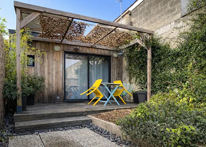 Appartement Cabane Urbaine Calme & Terrasse Privee *